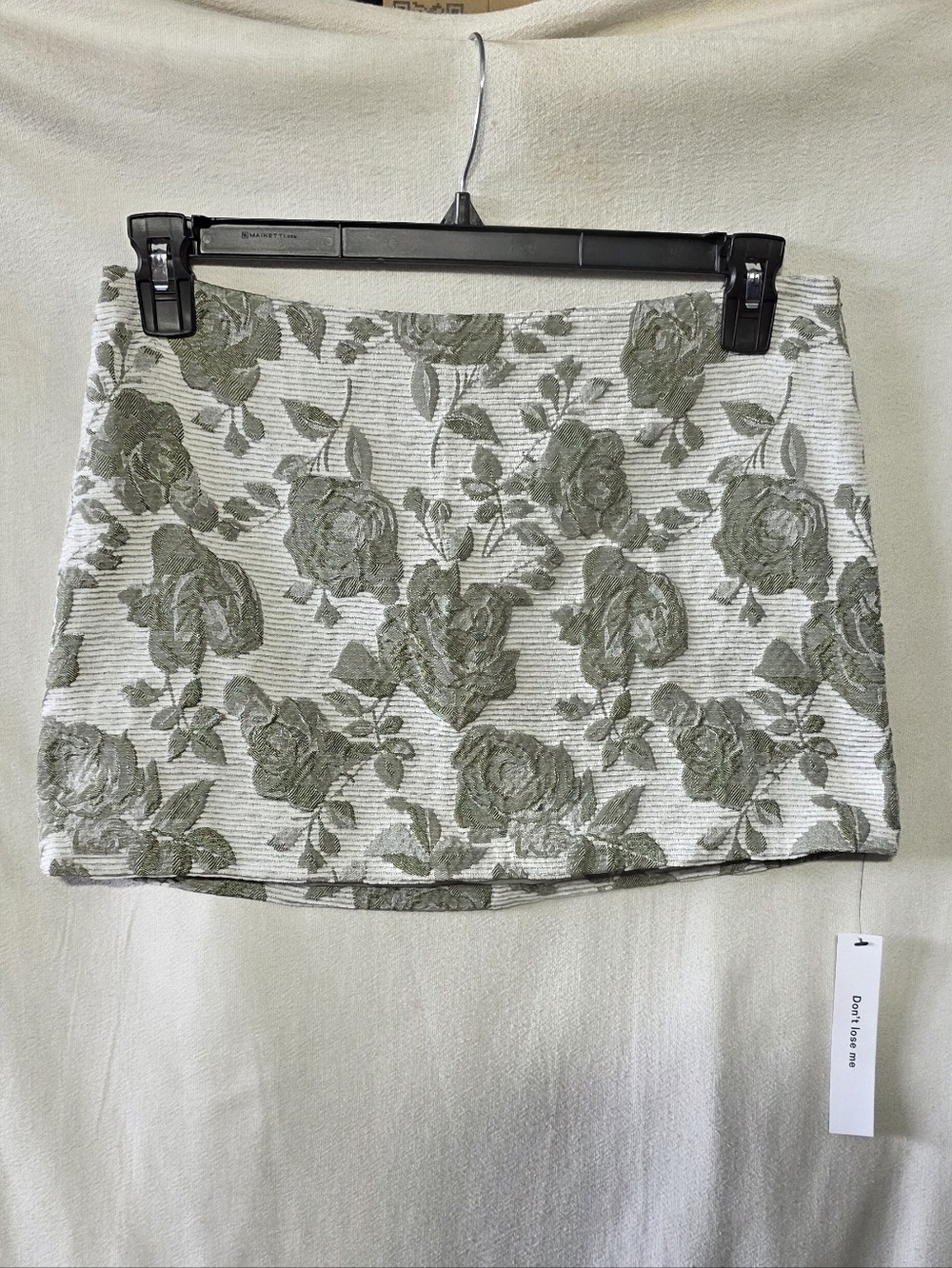 NWT Reformation Carla Low Rise Mini Skirt In Rosa Size 4 - Picture 3 of 7